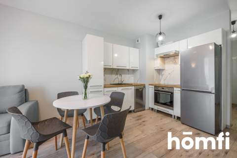 3 pokoje Balkon Miejsce postojowe Zalesie