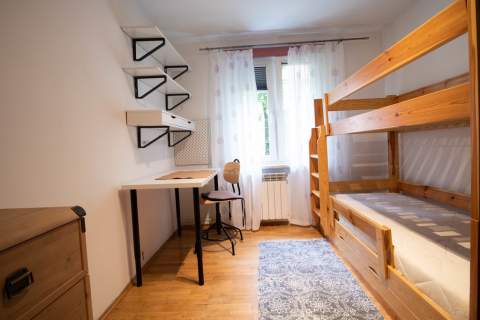 Wygodne i ciche mieszkanie z balkonem