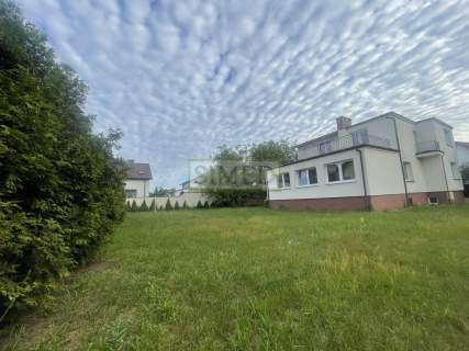 Pod inwestycje, na wynajem lub budowę,duża działka