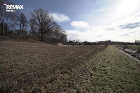 Malec   działka budowlana 1113m2