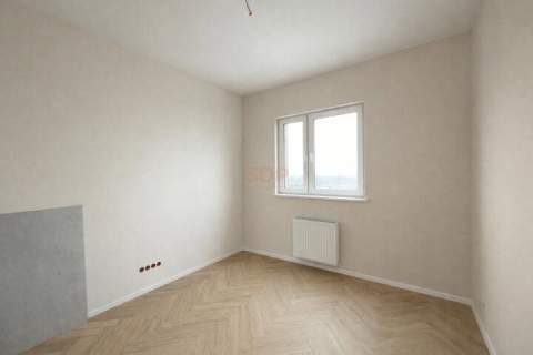40 m2 2 pokoje Popowice Widok pełen zieleni