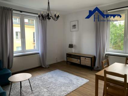 Dwupokojowe mieszkanie w cichej i zielonej okolicy