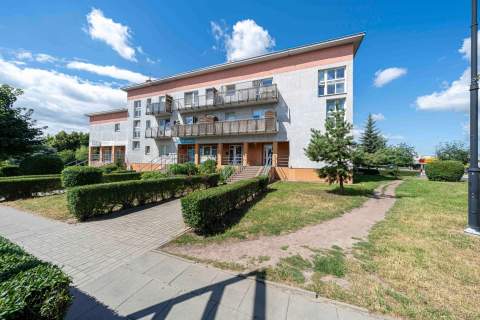 2 pokoje z balkonem i piwnicą   Gniezno Łokietka