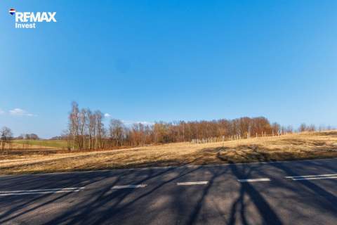 Działką usługowa, droga powiatowa Hecznarowice