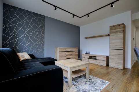 stylowo wykończone, nowy budynek, duży balkon