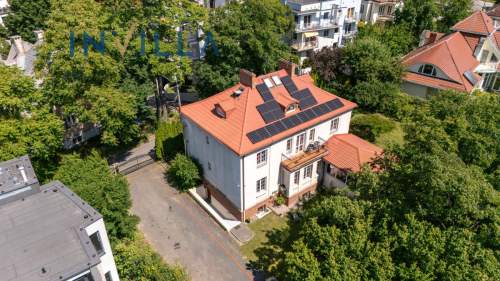 Willa z dużym ogrodem na Kamiennej Górze