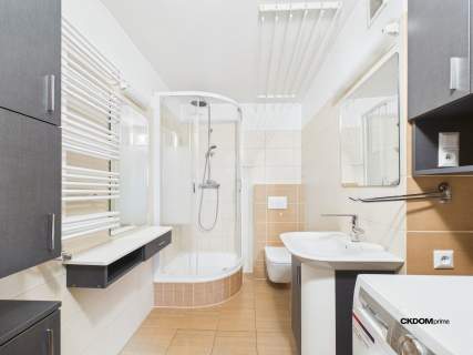 2 pokoje 53 m , balkon, Barwinek Kielce