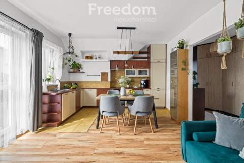3 pokoje ok. 61m2 po podłodze I Balkon Kowale