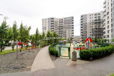 Jasne mieszkanie w nowym budynku