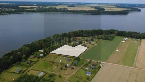 Wyjątkowa działka nad jeziorem Woświn