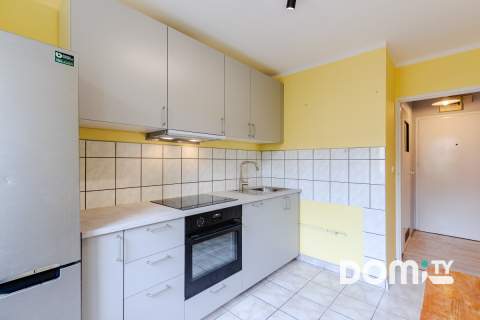 Komfortowe 2 pokoje, balkon, nowa duża kuchnia