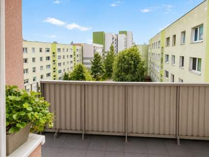 Tysiąclecie 2 pokoje duży balkon do zamieszkania