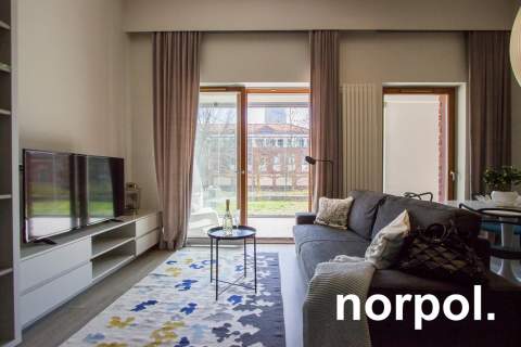 Nowoczesne mieszkanie z loggią i tarasem / Modern apartment with...