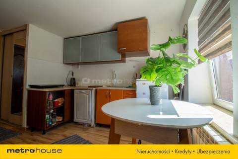 Mieszkanie 37 m2 w kamienicy, Żyrardów