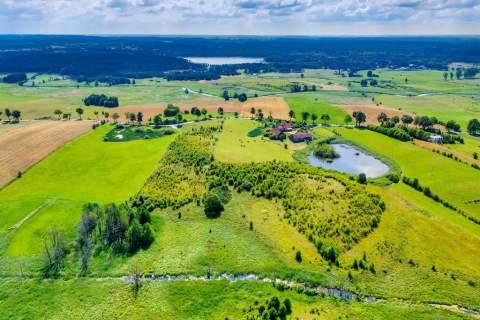 Rzeka Pasłęka - 250 m, Jezioro Gamerskie 1 km