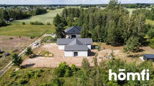 Nowoczesny dom parterowy - w stanie surowym