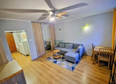 Umeblowana kawalerka 37,5 m2, Na Barciach, balkon