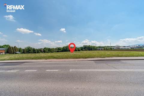 Działka pod dwa budynki usługowe