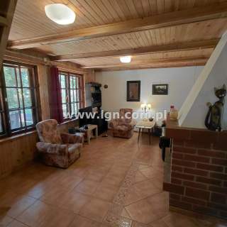 dom letniskowy Krasne, salon, 3sypialnie, kominek
