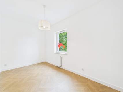 2 Pokoje Balkon, Winda, Miejsce w hali Centrum