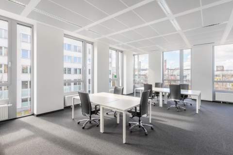 Powierzchni biurowej w Regus Equal Park Building