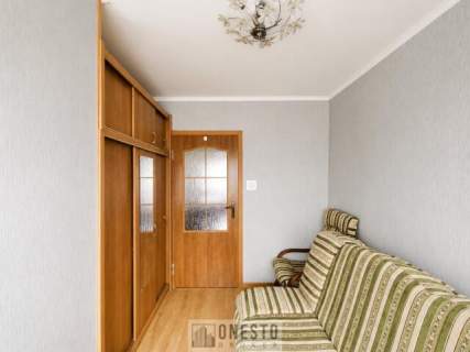 Mieszkanie 48m2 z 3 osobnymi pokojami balkon Bez piecyka gazowego...