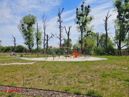 Dom dla rodziny 140 m Cisza, zieleń i przestrzeń przy rzece