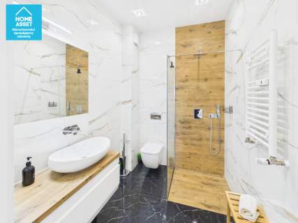 Apartament 3 pok. Śmiechowo Winda Pod Klucz