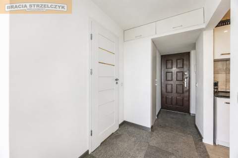 1 pokojowe mieszkanie z balkonem, ul. Smolna