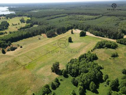 DZIAŁKA NA TERENACH LEŚNYCH BLISKO JEZIORA KAPITAŁ