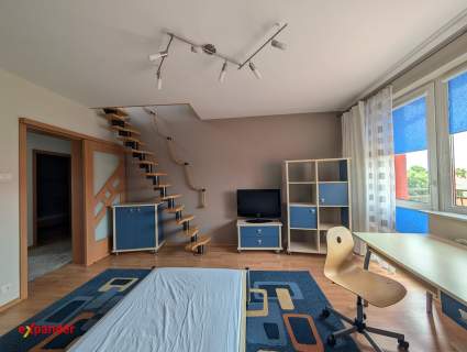 Dwupoziomowe mieszkanie 93,70 m z poddaszem ok 20 m 2 balkony...