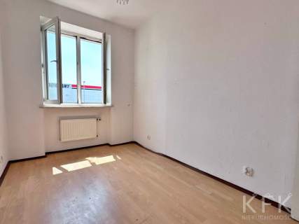 Pierwsze piętro Balkon Blok Cegła Film