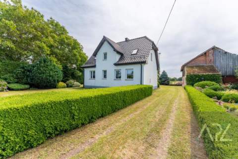 DOM - SIEDLISKO, 8,29 HA, SADLENKO,12 KM OD MORZA