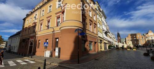 Lokal z duszą w sercu Opola. Rynek.