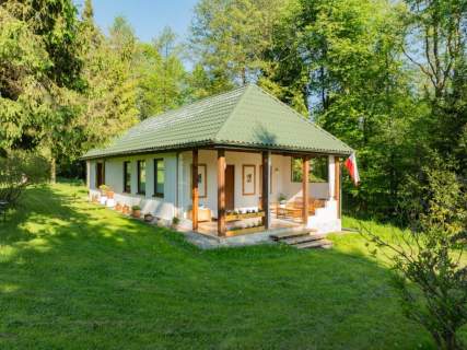 Klimatyczny dom wśród zieleni 9700 m Chronów