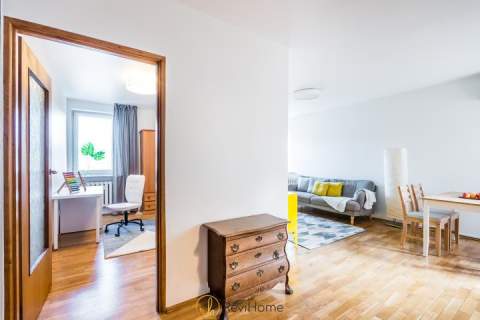 Do wynajęcia 4 pok Muranów Balkon Piwnica Garaż
