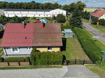 Dom z dużą działką i fotowoltaiką   Drzenin 54 m
