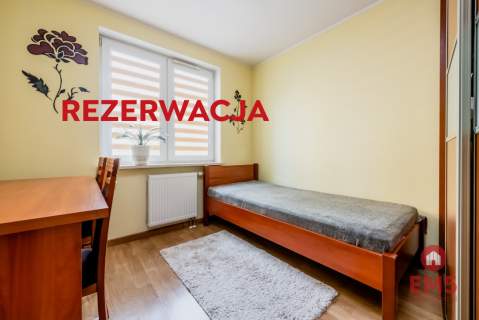 3 pokoje parter ogrodzona posesja