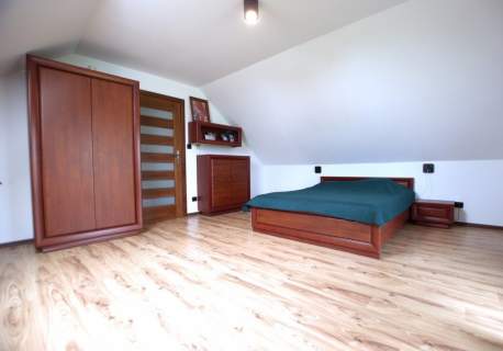 Dom 146 m2, działka 700 m2 Brynica
