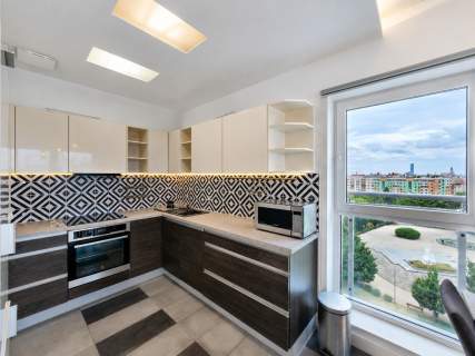 Apartament 3 pok. z panoramą Wrocławia - /garaż