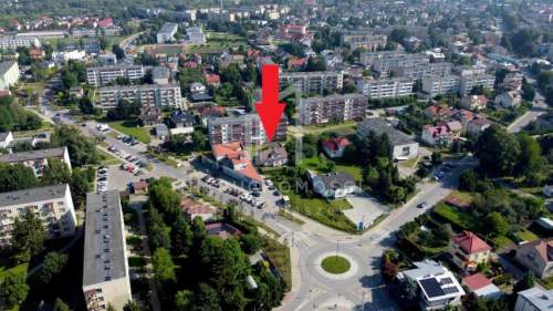 DOM Z POTENCJAŁEM BLISKO CENTRUM JASŁA, UL. SZOPENA, 5AR