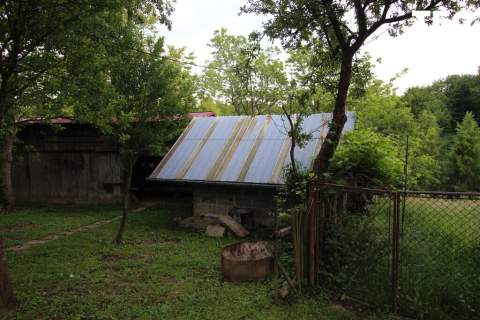 Gospodarstwo z domem i zabudowaniami 2,51 ha