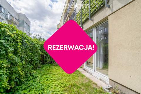 Przestronna i jasna kawalerka z ogródkiem