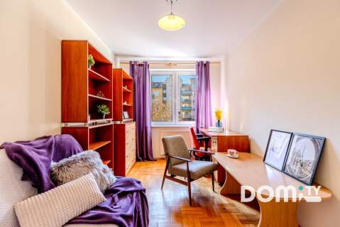 Komfortowe 2 pokoje, balkon, nowa duża kuchnia
