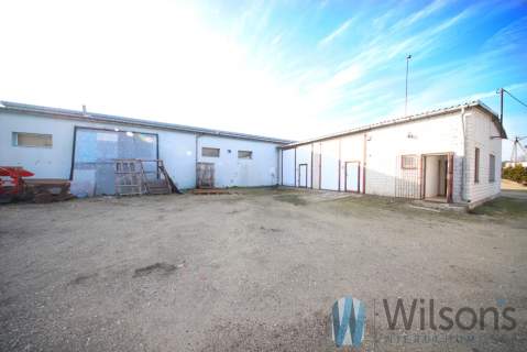 Magazyn biuro 690 mkw plac 2000 m2