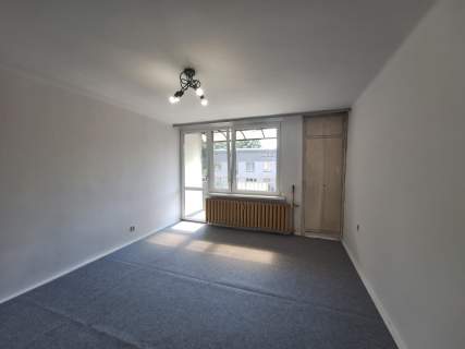 2 POKOJE 49,7 m 2 PIĘTRO UL. PARTYZANTÓW
