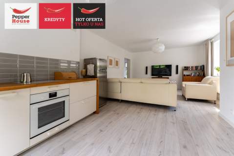 Dom 250m2, 3 osobne strefy mieszkalne, 6 pokoi