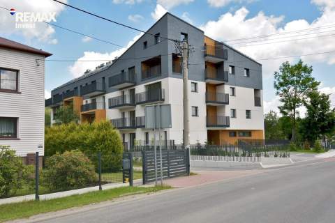 Duże mieszkanie z balkonem, antresolą i loggią