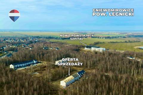 Nowoczesny dom z ogródkiem, w otulinie lasu