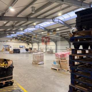 Obiekt -1 ha działki 2400m2 magazyny 770m2 biur 